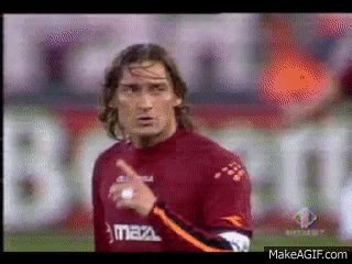 gif totti tudor|GIF totti .